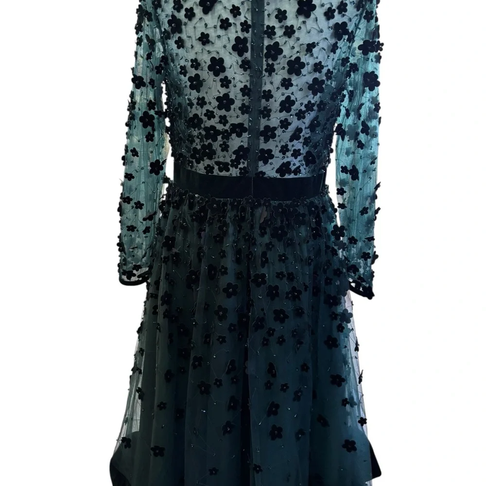 Mac Duggal Emerald Green 3D Floral Beaded Illusion Sleeve Cocktail Dress Size 10 - Picture 2 of 7